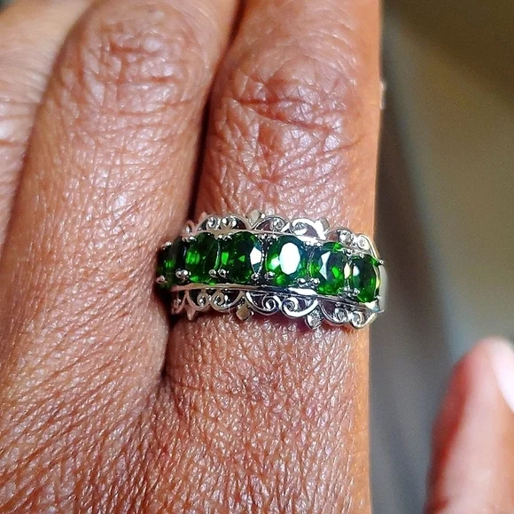 Chrome Diopside Half Eternity Band Ring in Platinum Over Sterling Silver - Picture 3 of 9